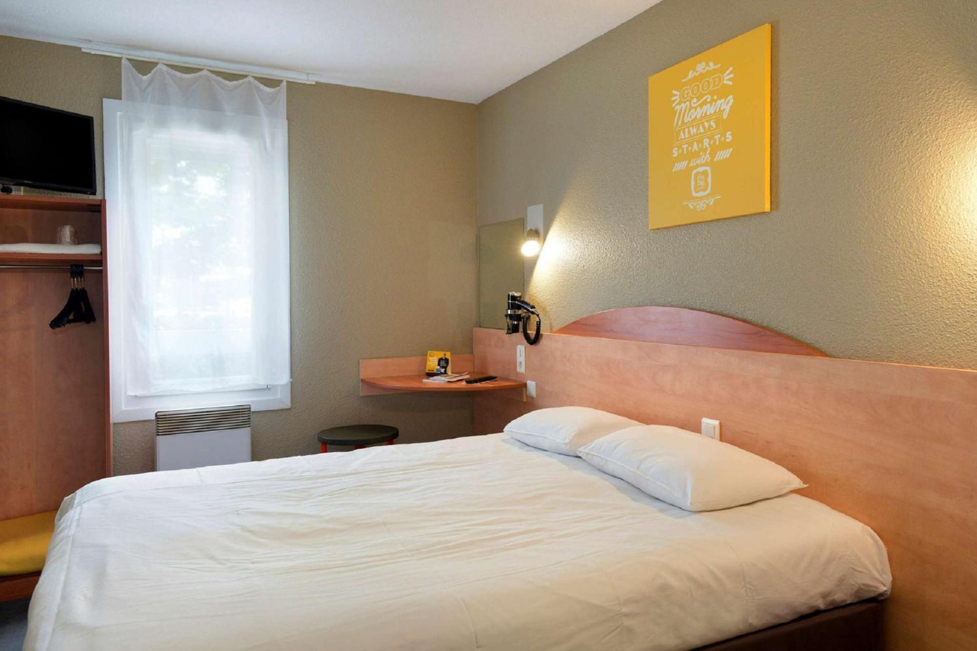 Kyriad Direct Orleans - La Chapelle St Mesmin Esterno foto