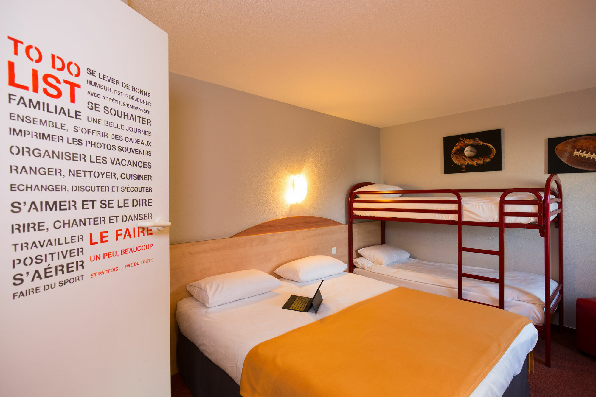 Kyriad Direct Orleans - La Chapelle St Mesmin Esterno foto